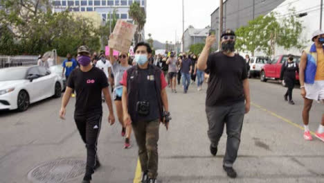 Hollywood-Demonstranten-Schreien-Während-Des-Protestmarsches