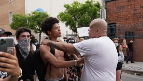 Hollywood-Two-Protesters-in-Discussion-with-Each-Other