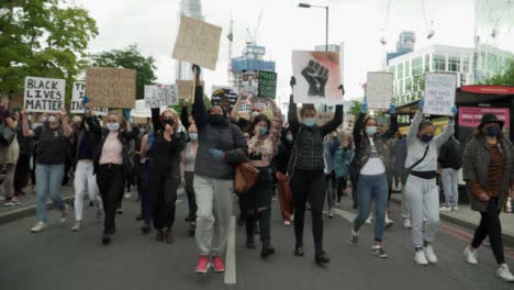 London-BLM-Protestors-Marching-Through-Streets