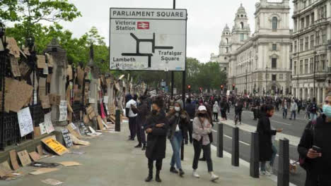 London-Protest-Signs-on-Railings-at-Black-Lives-Matter-Demonstration
