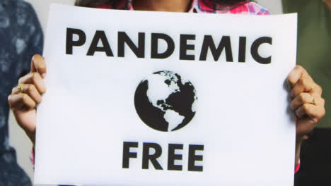Cerca-De-La-Muestra-Libre-De-Pandemia