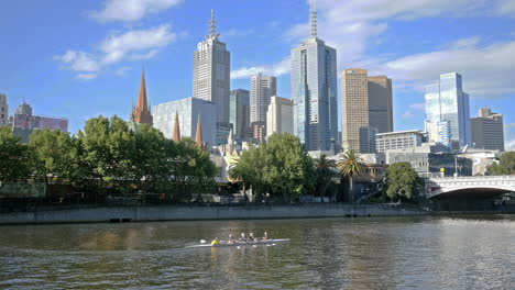 Melbourne-Australia-boats-being-rowed-on-Yarra-River