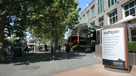 Melbourne-Australien-South-Bank-Walk-Mit-Schild