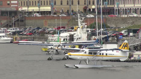 British-Columbia-Victoria-float-plane