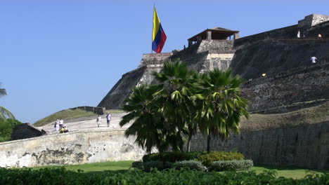 Cartagena-Kolumbien-Fort-Mit-Fahne