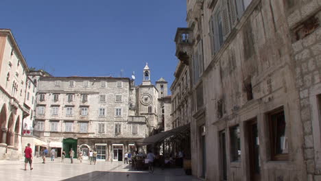 Split-Croacia-Vista-De-Una-Plaza