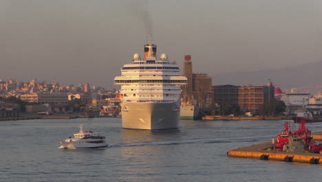 Greece-Piraeus-cruise-ship-and-excursion-boat