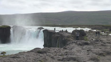 Iceland-Godafoss-waterfall-zoom-in