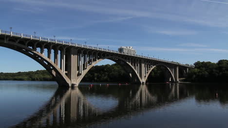 Minneapolis-Minnesota-Brücke-Auf-Mississippi