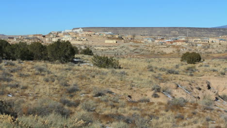 New-Mexico-Laguna-Pueblo-In-Der-Ferne