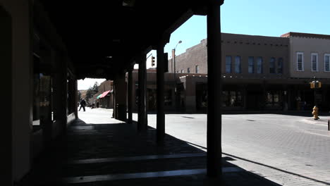 Santa-Fe-New-Mexico-überdachter-Gehweg-Covered