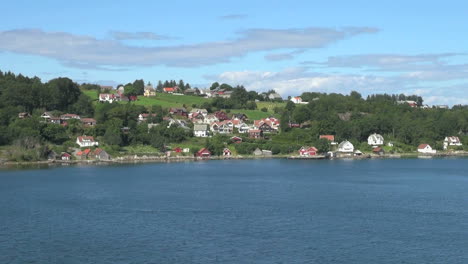 Stavanger-Norwegen-Hogsfjordens-Häuser