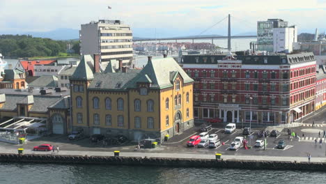 Stavanger-Norwegen-Innenhafen-Gebäude