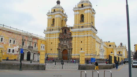 Lima-Peru-San-Francisco-church-with-old-man
