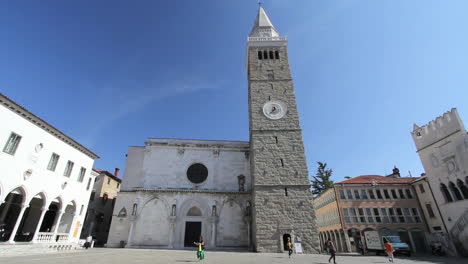 Koper-Slowenien-Kirche-und-Turm
