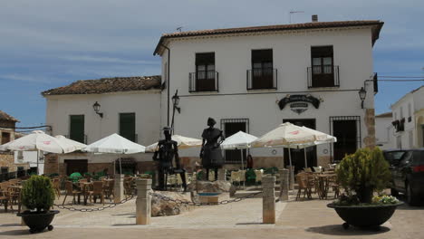 La-Mancha-Spanien-El-Tobasco-Schirme