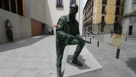Madrid,-España,-Casco-Antiguo,-Estatua