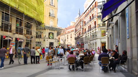 Madrid-Spanien-Straßencafé