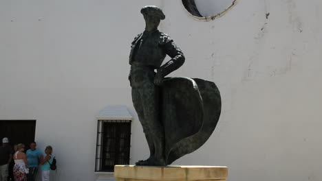 Ronda-Spanien-Matador-Statue