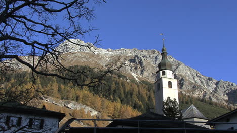Switzerland-church-at-Spulgen