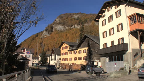 Switzerland-street-with-car-Spulgen