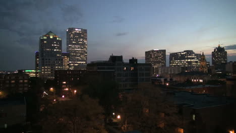 Milwaukee-skyline-evening