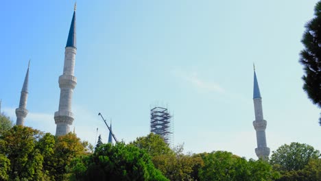 Low-Angle-Shot-of-Blue-Mosque-Sultanahmet-