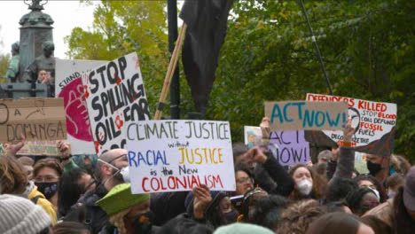 Crowd-at-COP26-Climate-Change-Protest-Chanting-033