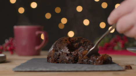 Tracking-Shot-Approaching-a-Christmas-Pudding-