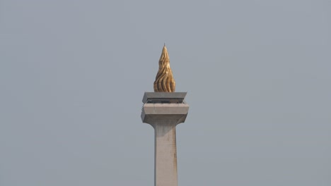 Tiro-Largo-Del-Monumento-Nacional-En-Jakarta