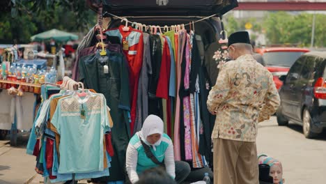 Totale-Einer-Frau,-Die-In-Jakarta-Verkauft