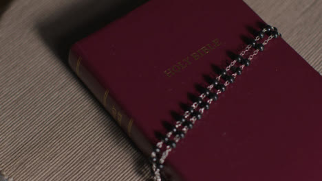 Overhead-Shot-of-Bible-and-Crucifix