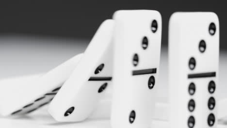 Close-Up-of-Dominoes-Falling-08