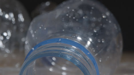 Defokussierte-Plastikflaschen