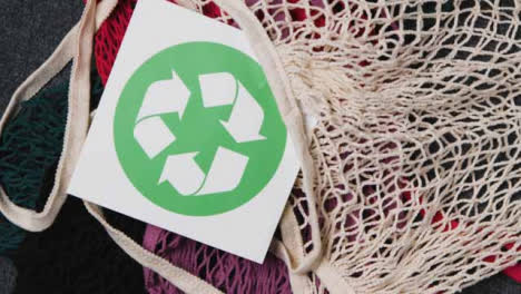 Top-Down-Shot-of-Rotating-Eco-Friendly-Shopping-Bags