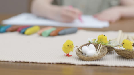 Pull-Focus-Shot-of-Easter-Decorations