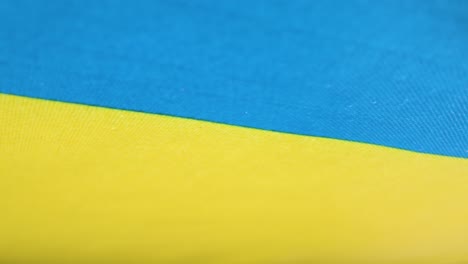 Kamerafahrt-Der-Ukraine-Flagge-09