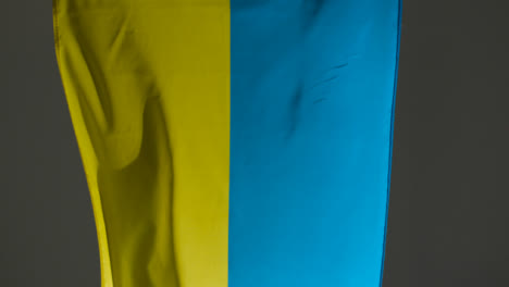 Close-Up-Shot-of-a-Flying-Ukrainian-Flag-02