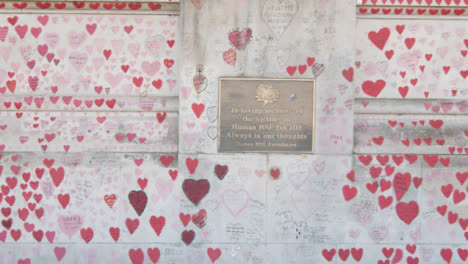 The-National-Covid-Memorial-Wall-In-London-1