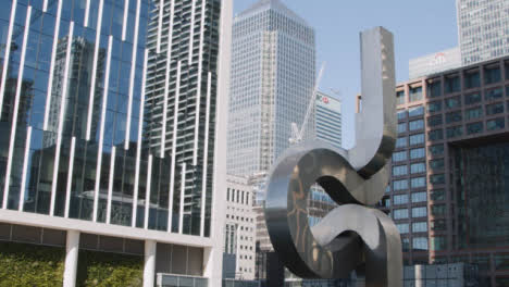 Sculpture-Heron-Quay-Citi-Bank-HSBC-Office-Buildings-London-Docklands-UK