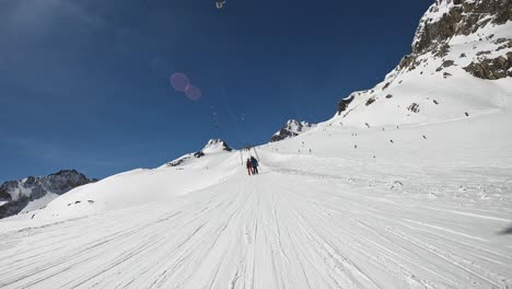 Pov-Skifahrer-Am-Skilift-Sessellift-österreich-Solden-Skifahren