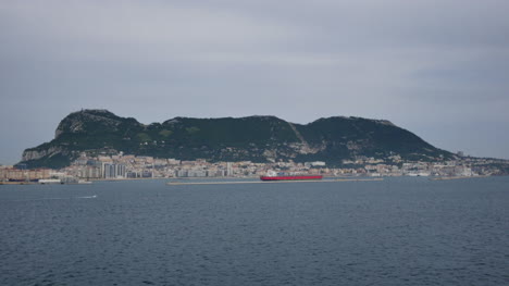 Gibraltar-Saliendo-De-La-Roca