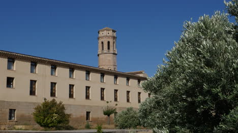 Spanien-Monasterio-De-Rueda-Turm-Und-Gebäude