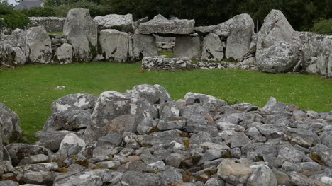 Ireland-Creevykeel-Court-Tomb-Near-Mullaghmore