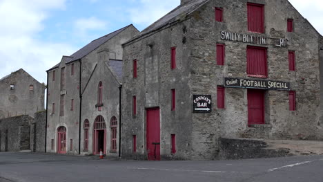 Irland-Ramelton-County-Donegal-Reihe-Von-Lagerhäusern