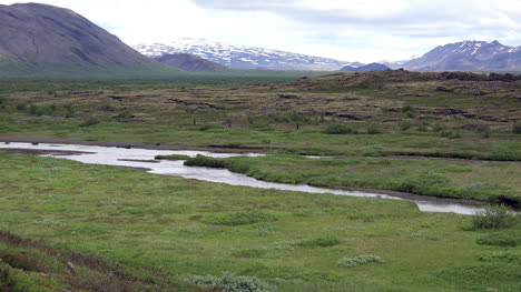 Islandia-Pingvellir-Serpenteante-Río