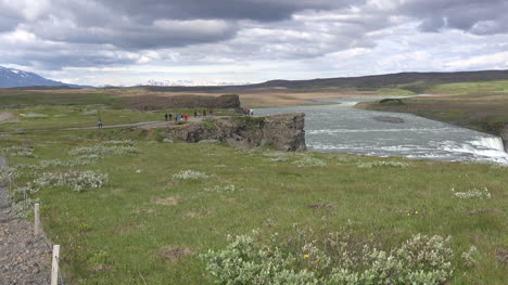 Island-Klippen-über-Dem-Wasserfall-Gullfoss