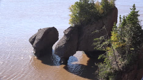 Canada-Rocks-At-High-Tide-Bay-Of-Fundy