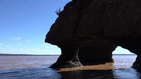 Canada-Tide-Dropping-At-Hopewell-Rocks