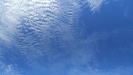 Nubes-Interesantes-De-Gran-Altitud